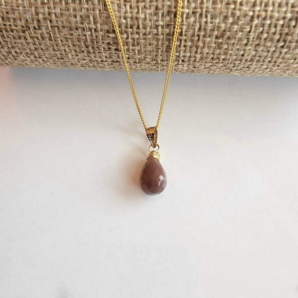CHOCOLATE MOONSTONE Necklace Minimalist Crystal Gemstone - Picture 3 of 5